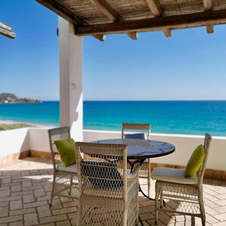 Beachfront House Geremeas Sardegna公寓 外观 照片