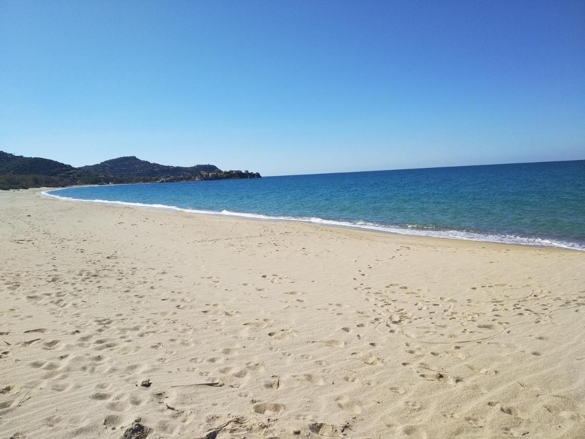 Beachfront House Geremeas Sardegna公寓 外观 照片